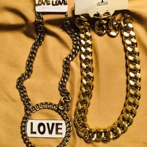 2 Gold Necklace Sets